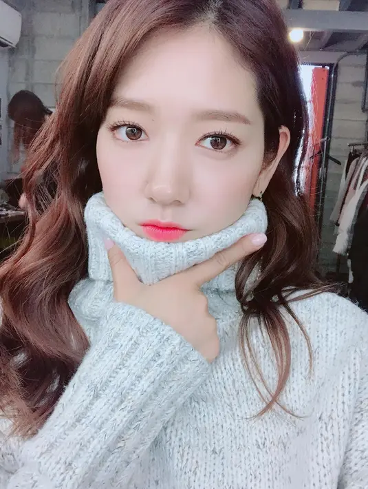 Selama terjun di dunia hiburan selama 15 tahun, ia sudah mendapatkan 26 penghargaan. (Foto: instagram.com/ssinz7)