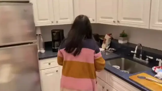 Potret Dapur Rumah Annisa Pohan yang Serba Putih, Mewah dan Cantik