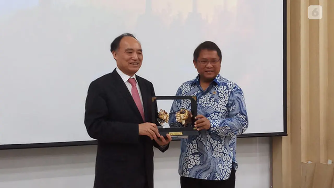 Menkominfo Rudiantara