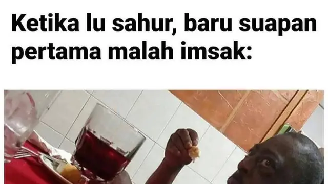 7 Meme Kocak Orang Telat Bangun Sahur Ini Panik Banget