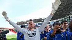 Dalam beberapa tahun terakhir, Belgia menjadi negara yang amat diperhitungkan dalam peta sepak bola Eropa dengan keberhasilan timnas senior mereka meraih peringkat ke-3 pada Piala Dunia 2018. Pemain-pemain terbaik Belgia pun banyak berlaga di liga-liga top Eropa, seperti Inggris, Italia, Spanyol dan liga-liga lainnya. Namun ada pula beberapa yang memutuskan berlaga di liga domestik, yaitu Liga Belgia yang dikenal dengan Jupiler Pro League. Seperti 5 pemain top berikut yang pada musim 2022/2023 ini berlaga di Liga Belgia. (AFP/Belga/David Pintens)