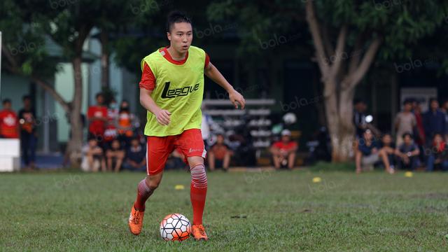 Arthur Irawan / Alasan Arthur Irawan Merumput Bersama BLFC - Vivagoal