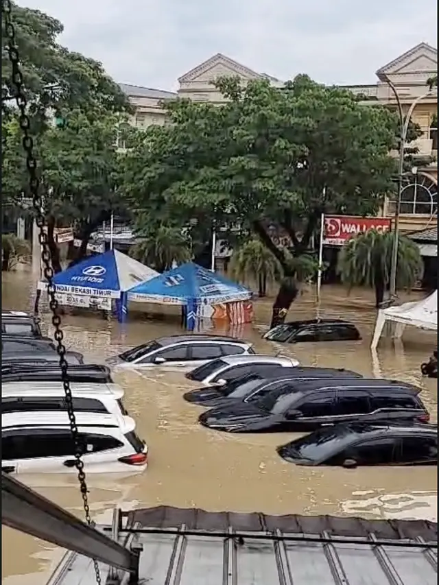 Banjir di Perumahan Galaxy, Bekasi.