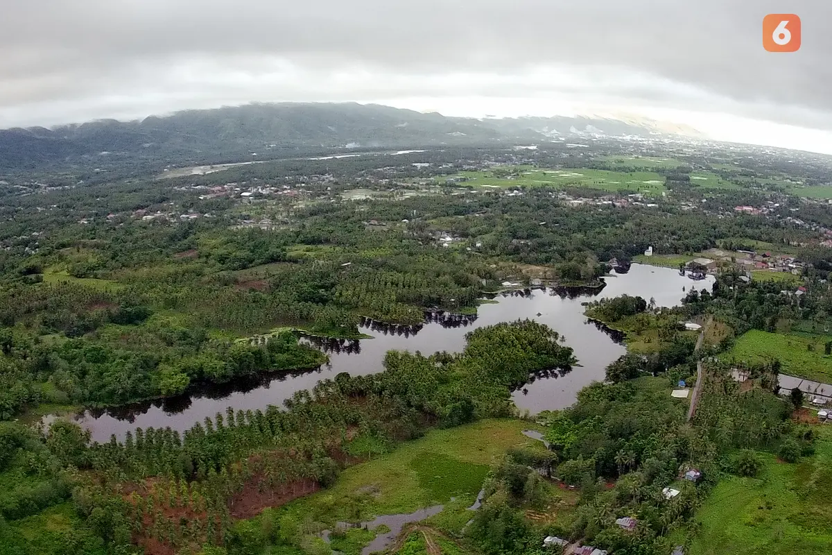 Hamparan Danau Perintis