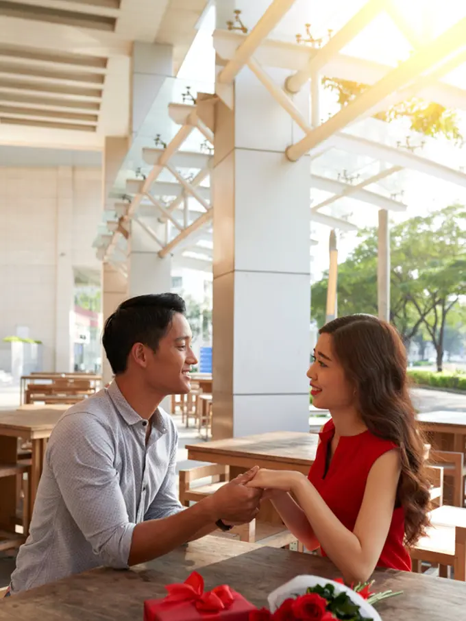 pernikahan dan cinta