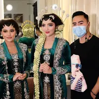 Aurel Hermansyah dan Ashanty setelah dirias oleh MUA Bennu Sorumba dan Anpa Suha (Foto: Instagram anpasuha_official)
