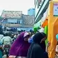 Operasi pasar yang digelar PD Pasar Jaya tak membuahkan hasil. Sementara itu, Pundi Amal SCTV hadir menggelar kesehatan gratis di Depok.