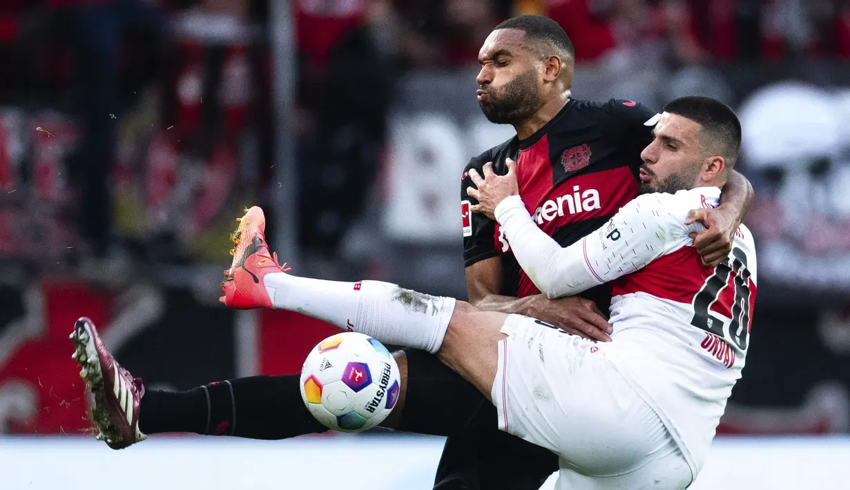 Die Werkself bermain imbang 2-2 melawan tamunya.  (Marius Becker/dpa via AP)