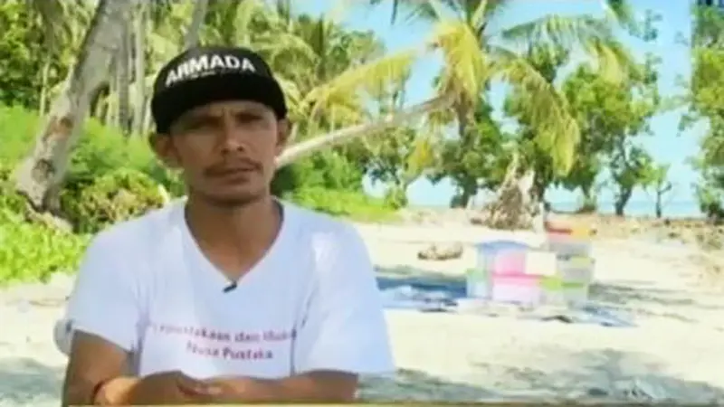 VIDEO: Pria Ini Ubah Perahu Nelayan Jadi Perpustakaan Keliling