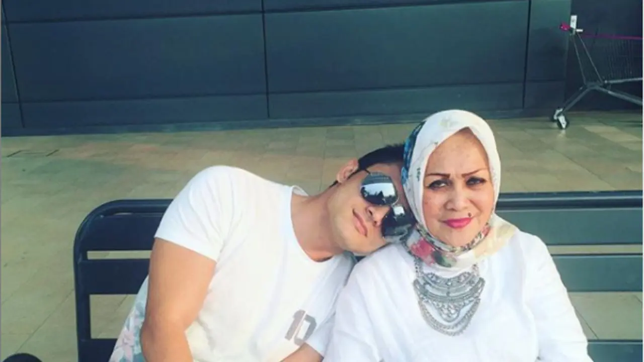 Indra L Bruggman dan Ibundanya