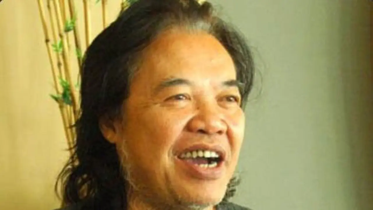 [Bintang] Arswendo Atmowiloto