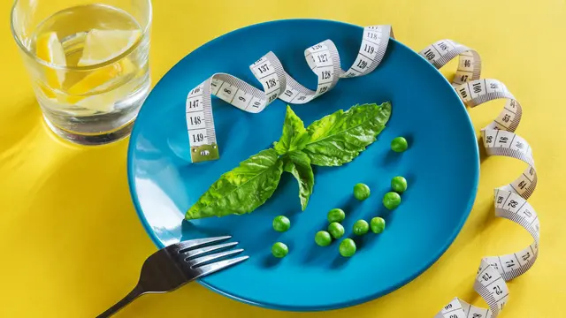 Makan dalam porsi kecil