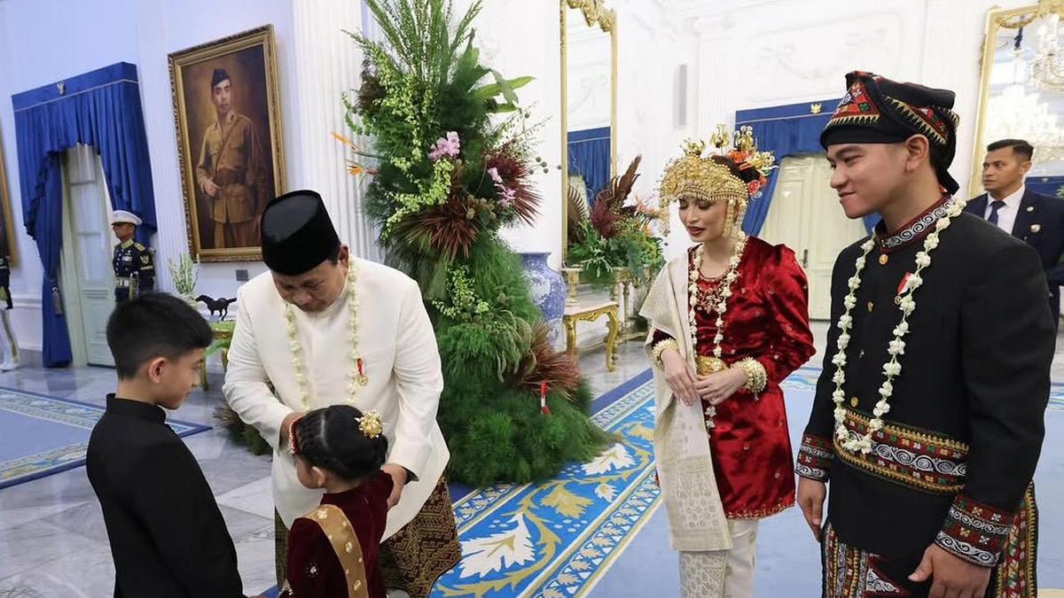 Mengenal Makna Kalung Ronce Melati yang Dikenakan Para Pejabat hingga Artis di Upacara Kemerdekaan Indonesia ke-80 di Istana Negara