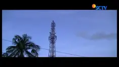 Begini aksi dramatis tim SAR selamatkan seorang pelajar SMK yang nekat panjat tower.