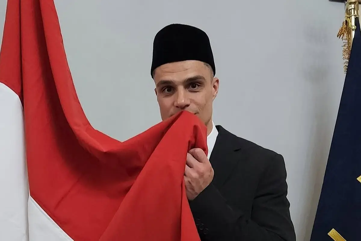 Joey Pelupessy resmi menjadi WNI