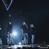 Meskipun sudah terkenal, akan tetapi grup asuhan Big Hit Entertainment ini tak meninggalkan kebiasaan mereka saat masih jadi rookie. (Foto: Soompi.com)