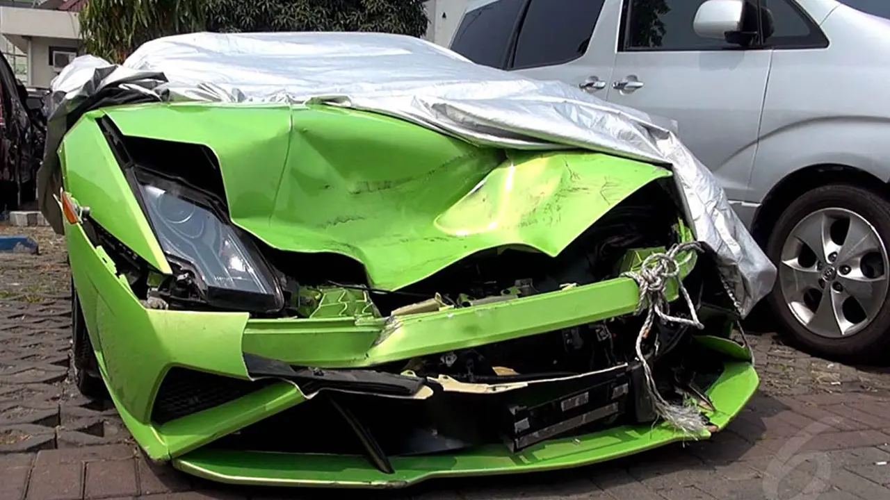 Begini Kondisi Lamborghini Hotman Paris Pasca-Kecelakaan