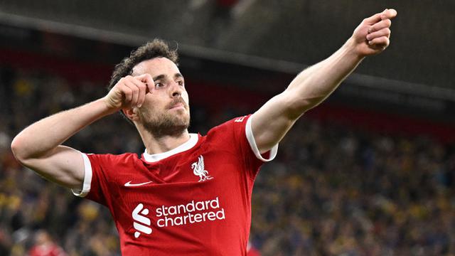 Foto: Aksi Ngotot Diogo Jota saat Cetak Gol Kedua Liverpool ke Gawang Union Saint-Gilloise di Liga Europa