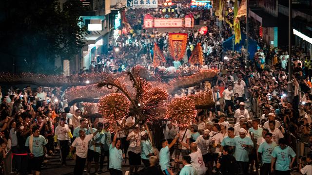 Tai Hang Fire Dragon Dance 2025 Kembali Hadir Meriah di Hong Kong