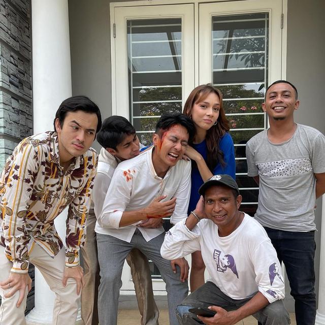 6 Potret Dosma Hazenbosch di Lokasi Bidadari Surgamu, Diduga Cinlok dengan Rizky Nazar