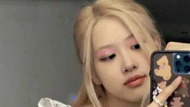 Tren Graphic Eyeliner untuk Riasan Mata