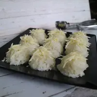 Ilustrasi ketan susu keju./Copyright shutterstock.com/g/Anna%2BDewiyana