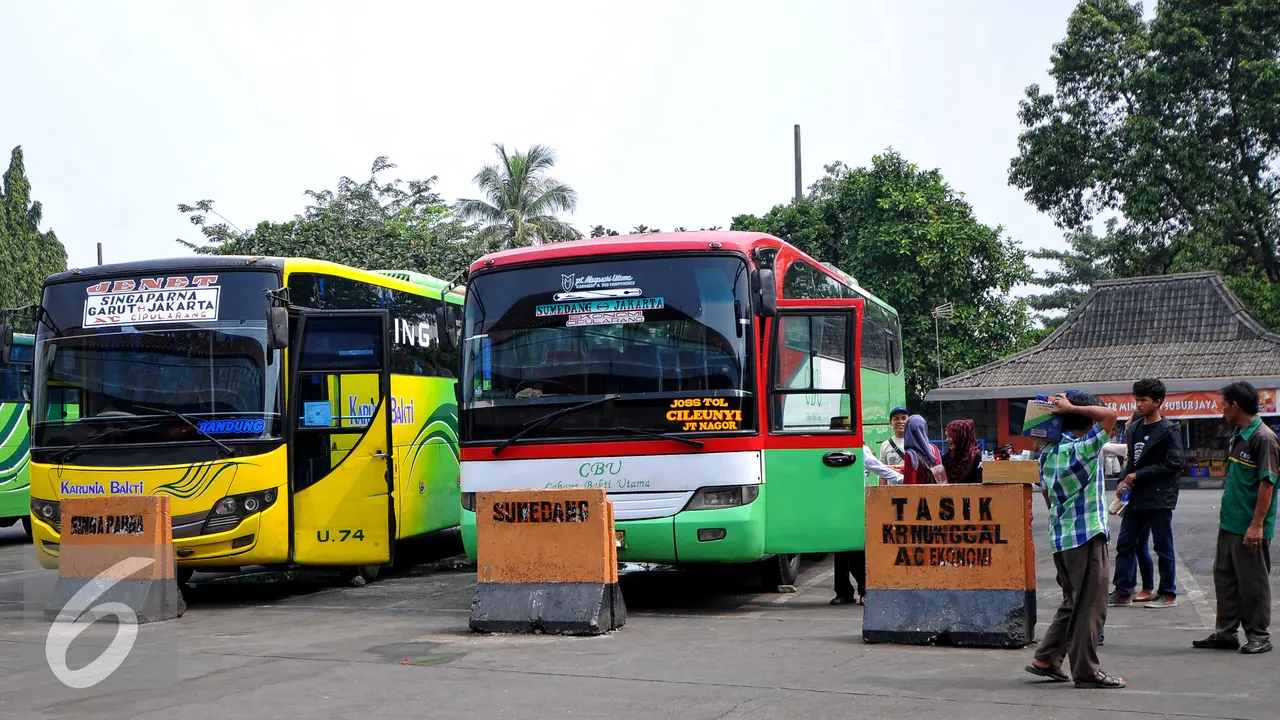 20150630-Terminal-Kp-Rambutan-Jakarta6