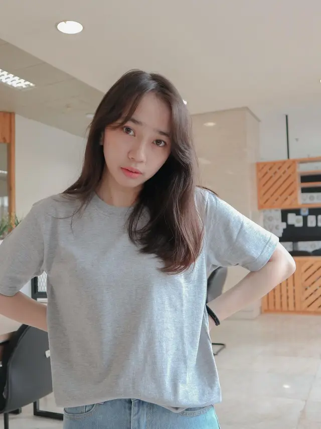 Rana Cynthia, pemeran Ipeh dalam Sinetron Si Entong yang dibilang mirip Park Shin Hye