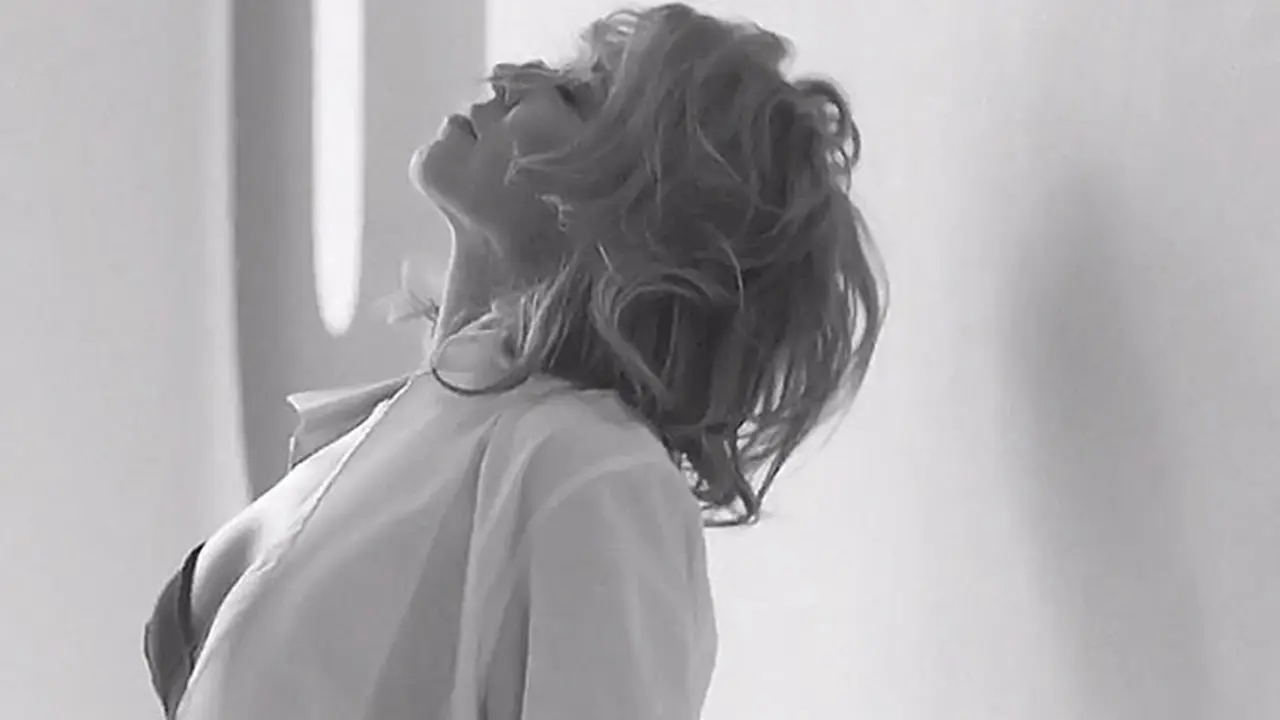 kylie-minogue-140204b.jpg