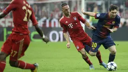Barcelona menelan kekalahan 0-4 atas Bayern Munchen pada leg pertama semifinal Liga Champions musim 2012/13 saat bertandang ke Allianz Arena, Munich. (AFP/