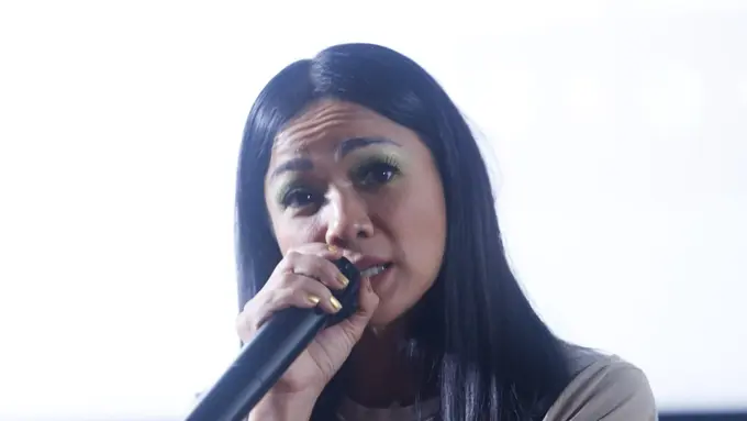 [Fimela] Nirina Zubir di Film Keluarga Cemara 2