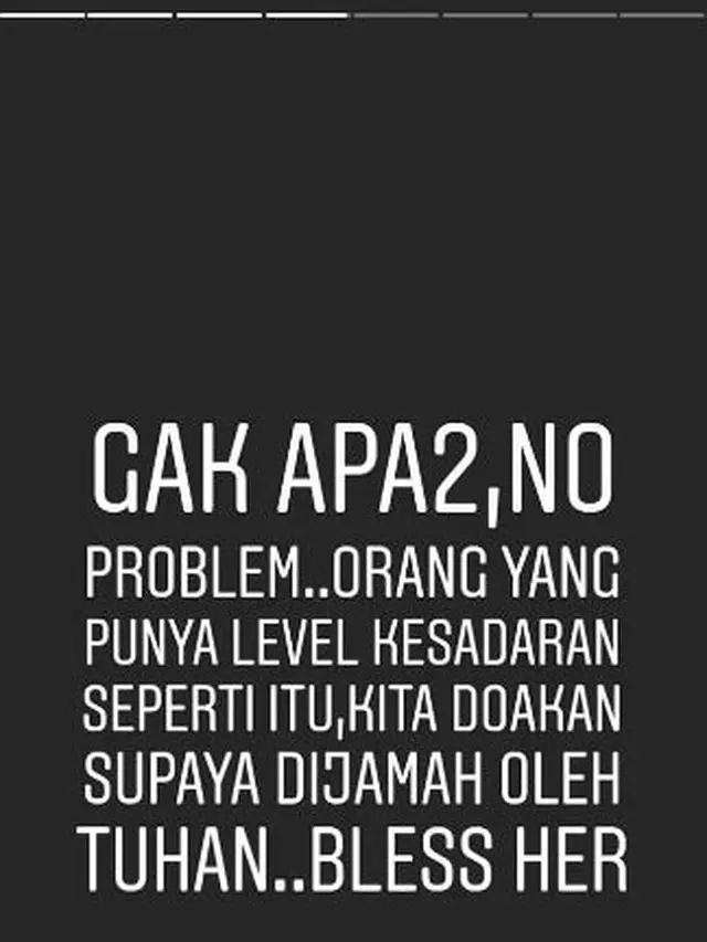 Unggahan Karen Pooroe. (Foto: Instagram @karenpooroe)