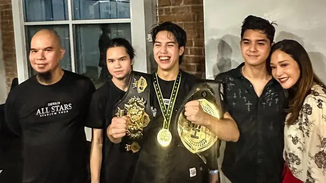 Adu Gaya Maia Estianty dan Mulan Jameela. [@maiaestiantyreal]