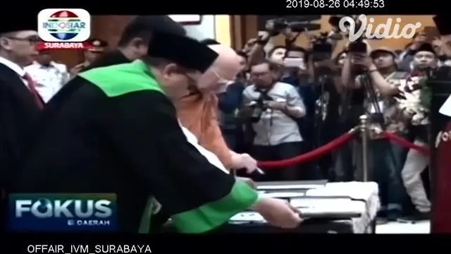 VIDEO: 50 Anggota DPRD Kota Surabaya Periode 2019-2024 Resmi Dilantik