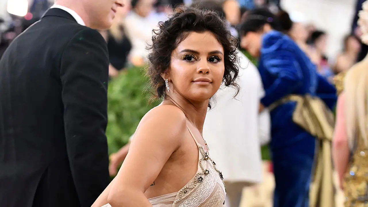 [Bintang] Selena Gomez
