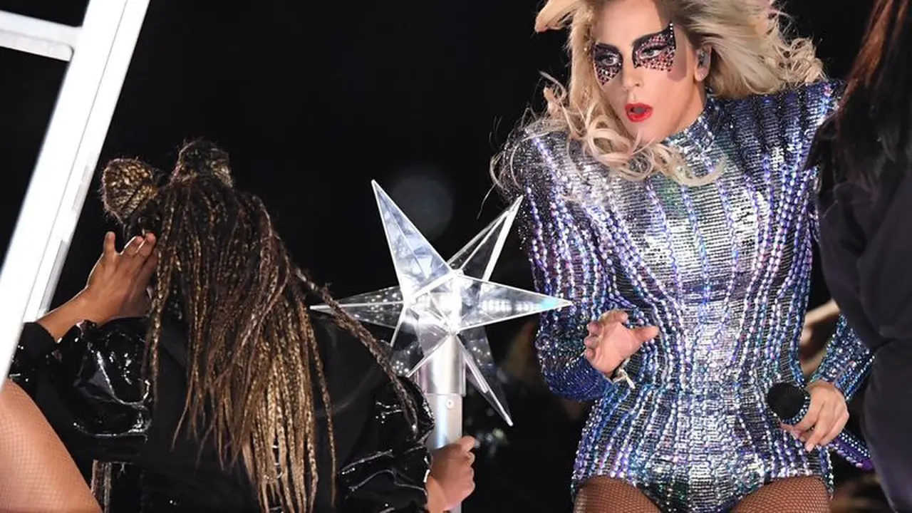 [Bintang] Lady Gaga