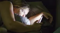 5 Dampak Mengerikan Sinar Biru Smartphone terhadap Kesehatan Mata