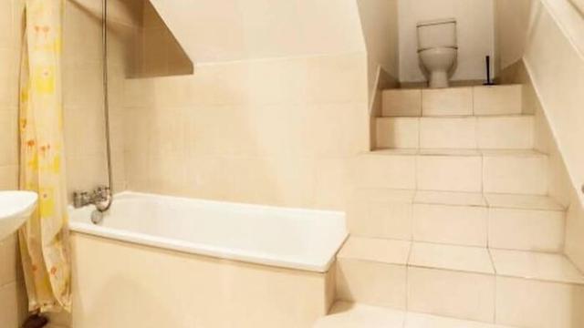 6 Potret Desain Kamar Mandi Ini Unik Banget, Bikin Geleng Kepala