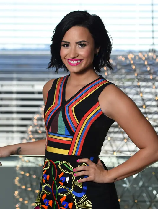  Sebelumnya, Cool for the Summer sudah terlebih dahulu meluncur dengan manis ke pasaran. (Bintang/EPA)