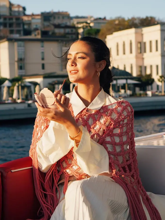 Inspirasi mix and match outfit dari Amanda Rawles