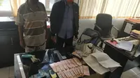 Sibuk Merekap Togel, Pengecer Sekaligus Bandar Pasrah Digelandang Polisi