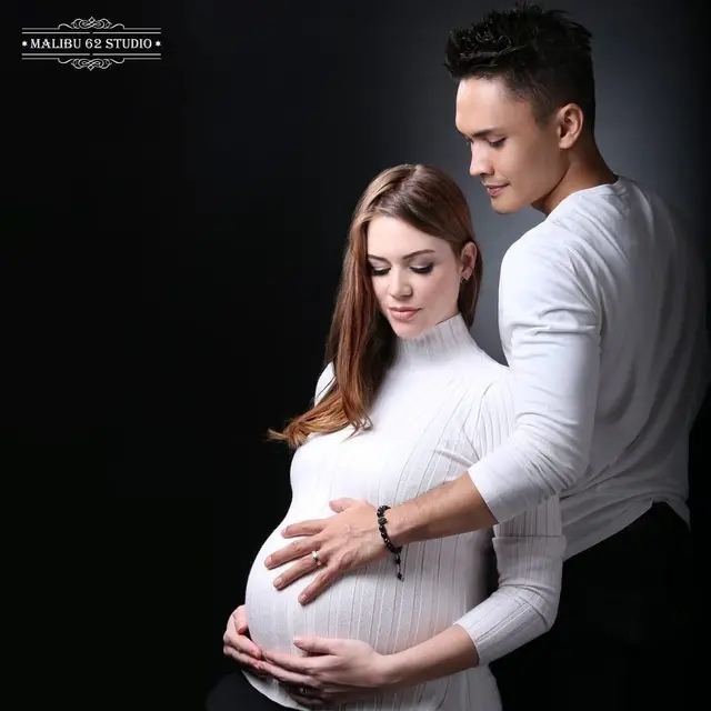 Segera Jadi Ayah, Ini 5 Potret Randy Pangalila Ungkap Jenis Kelamin Anak
