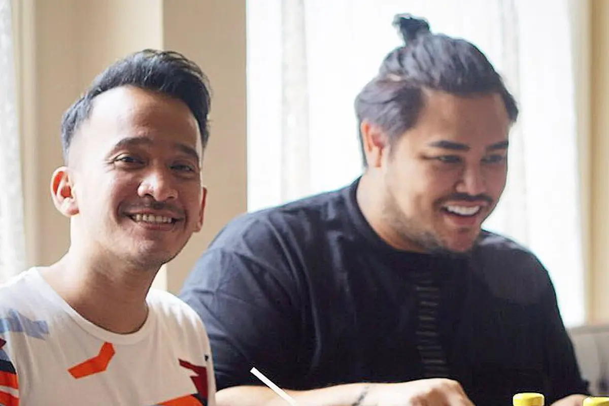 [Bintang] 13 Tahun Bersahabat, Ini 8 Potret Kebersamaan Ivan Gunawan dan Ruben Onsu