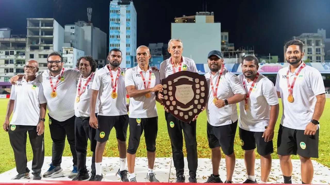 FOTO Milomir Seslija Juara Bersama Maziya