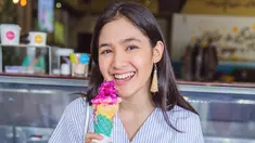 Pesona Cut Syifa, Pesinetron yang Cantiknya Natural