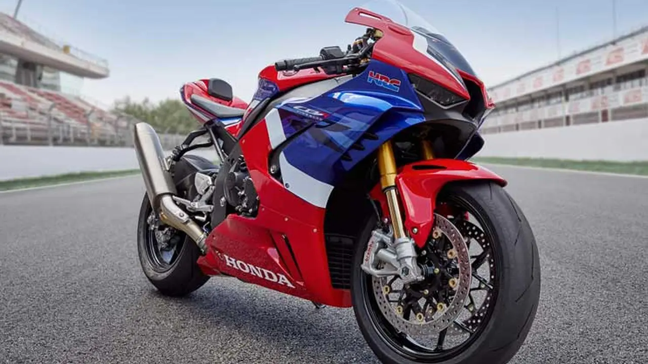 Superbike besutan Honda ini terpaksa ditarik kembali dari pasaran