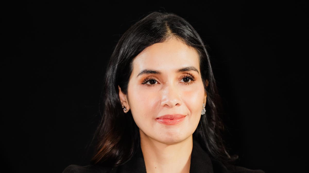 Marsha Timothy dan Darius Sinathrya Bintangi Film Lyora: Penantian Buah Hati, Wakili Pejuang Garis Dua