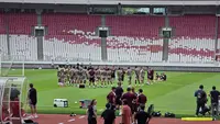 Aston Villa Langsung Gelar Latihan di GBK, Tak Peduli Cuaca Panas
