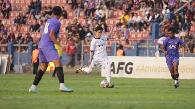 Persik Kediri vs Madura United