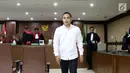 Eka Kamaludin usai menjalani sidang dakwaan di Pengadilan Tipikor, Jakarta, Kamis (20/9). Eka didakwa terlibat sebagai konsultan pemberi pada kasus dugaan suap usulan dana perimbangan keuangan daerah RAPBN Perubahan 2018. (Liputan6.com/Helmi Fithriansyah)